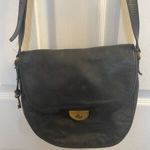 Fossil Emi Saddlebag -  Black Leather Adjustable Crossbody Bag - large size